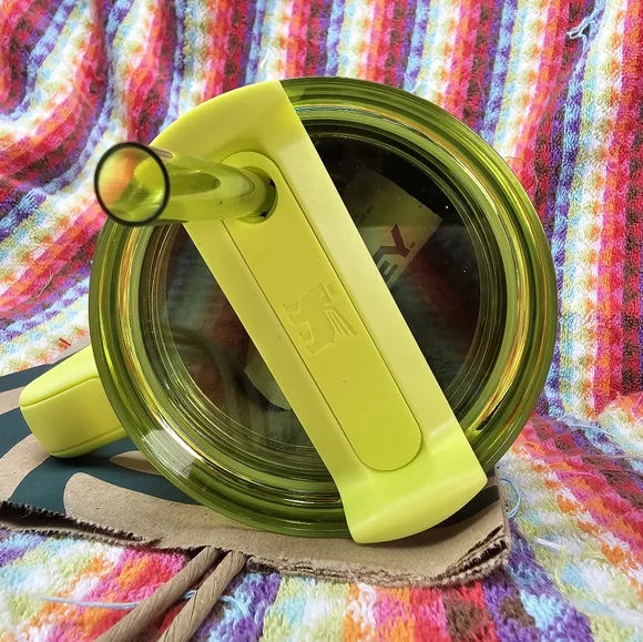 Stanley x Starbucks Lime Green 2024 Tumbler - Picture 2 of 4